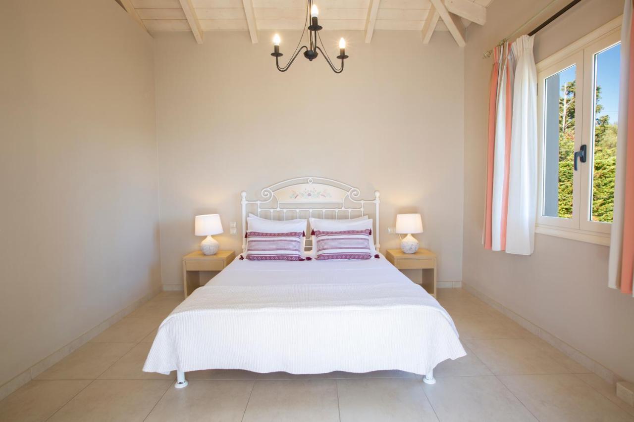 Ionian Luxury Villas Nikiana Buitenkant foto