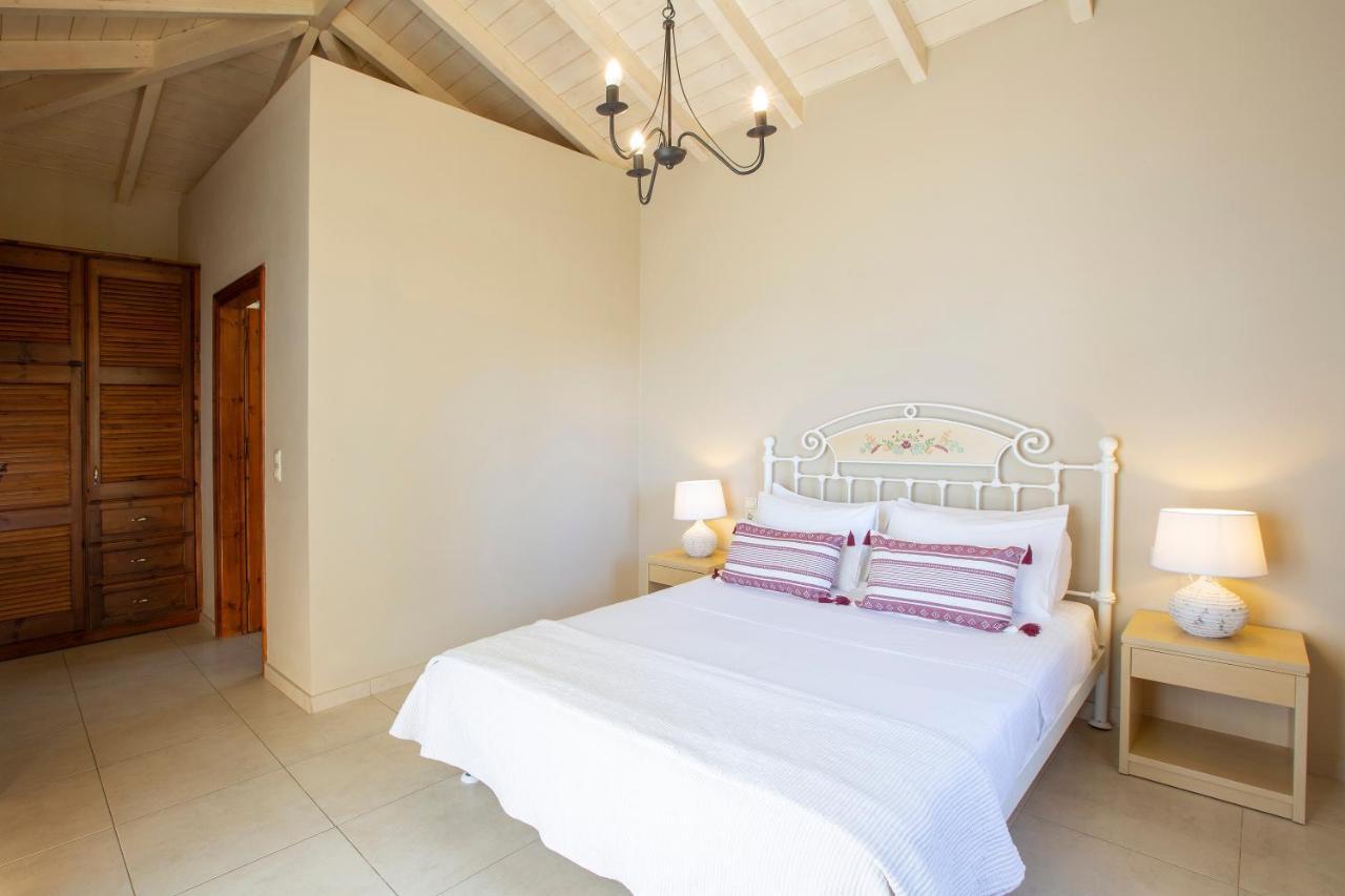Ionian Luxury Villas Nikiana Buitenkant foto