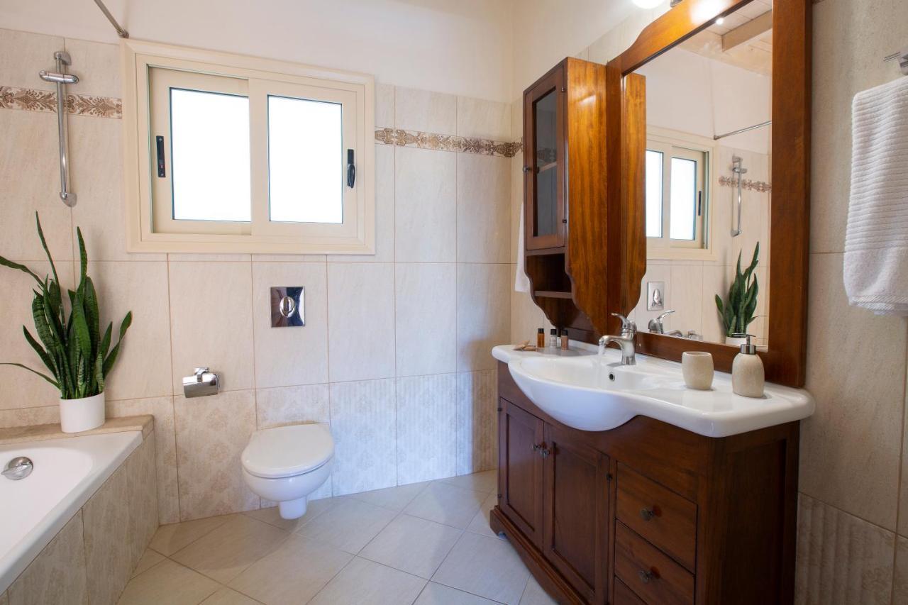 Ionian Luxury Villas Nikiana Buitenkant foto