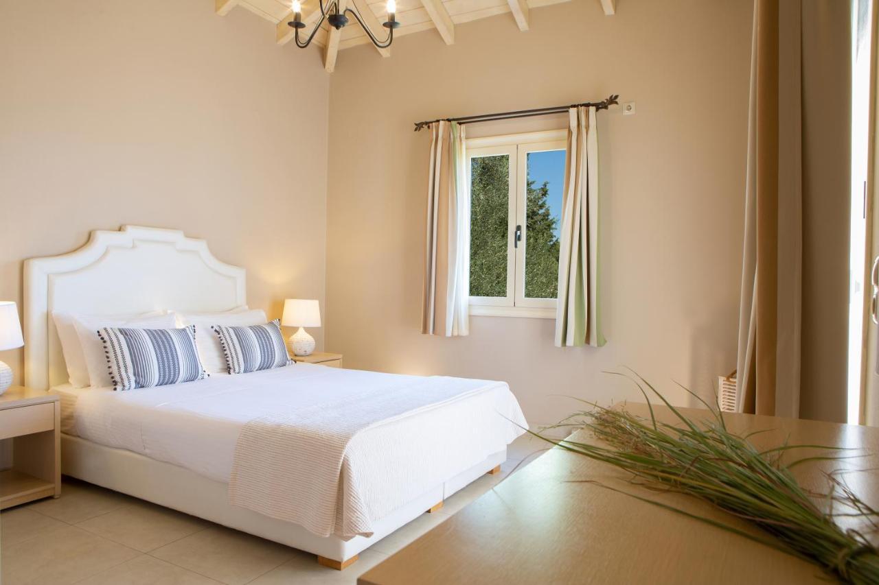 Ionian Luxury Villas Nikiana Buitenkant foto