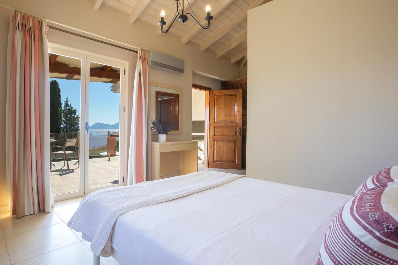 Ionian Luxury Villas Nikiana Buitenkant foto