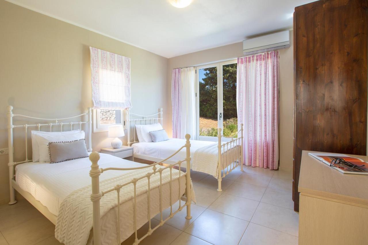 Ionian Luxury Villas Nikiana Buitenkant foto